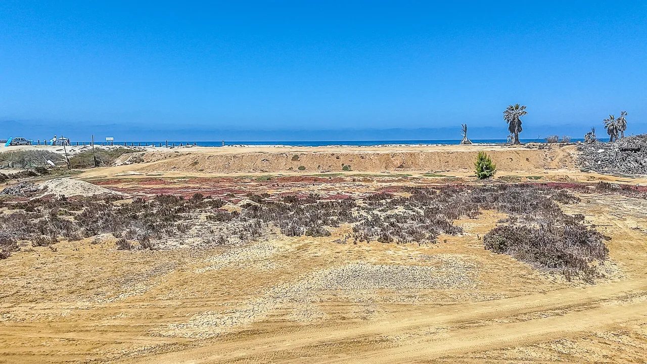 Cerritos Beachfront Acre, photo 2