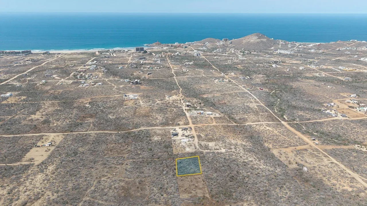 Aerial View at Lote 2011 in Cerritos