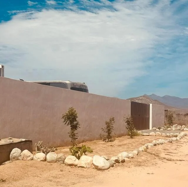 Walled Entrance at Rancho Nuevo Lote Hildebrand in Cerritos